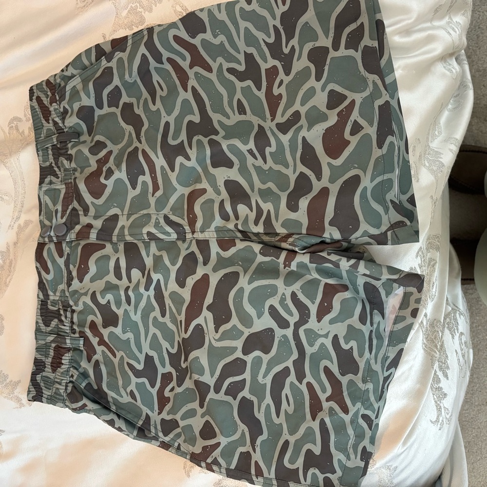 BURLEBO Green and Brown Camouflage Shorts